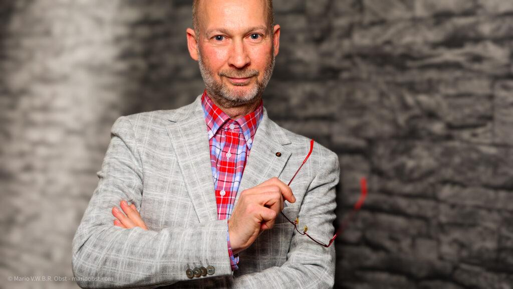 Mario V.W.B.R. Obst - Official Press Photo